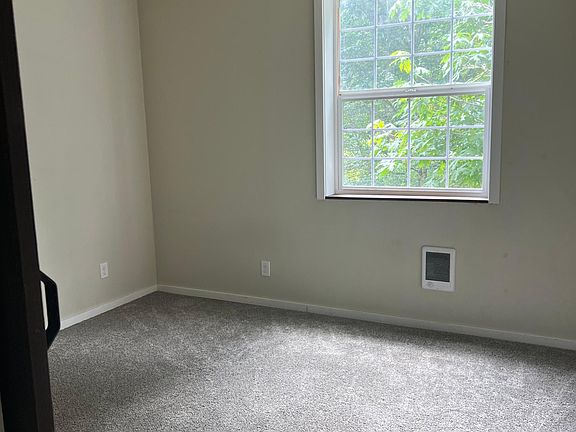 3rd image of 9213 352nd St E