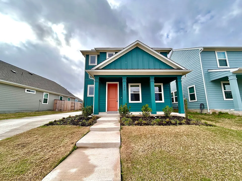 202 Elm Branch Trl