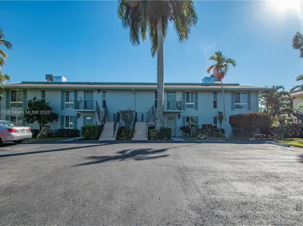 162 Teryl Rd #6-2, Naples, FL 34112