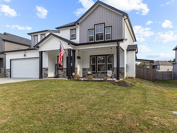 5th image of 225 Crusaw Dr