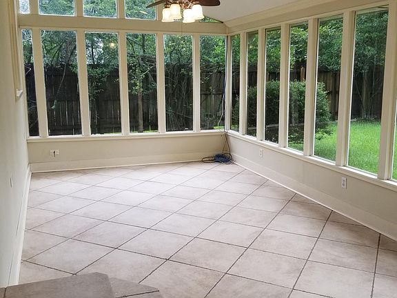 Sunroom (Living Area)