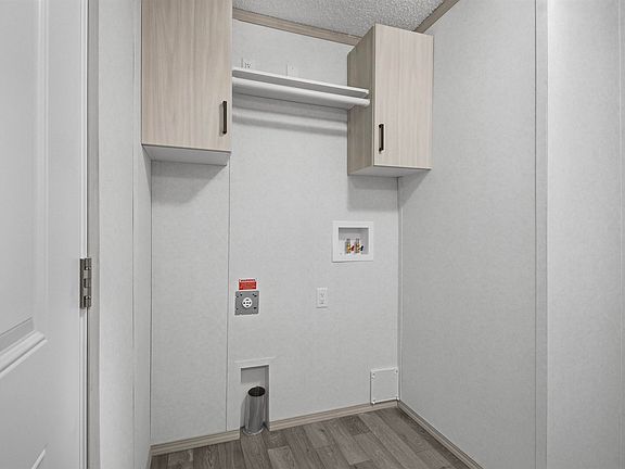 5th image of 305 Calahoo Rd #323