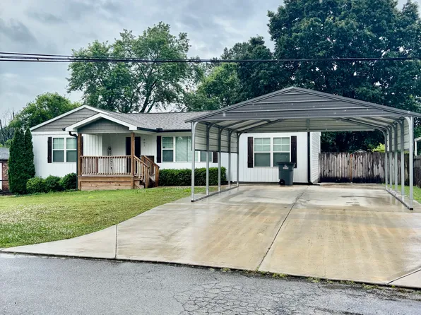 807 Forrest Rd, Rossville, GA 30741