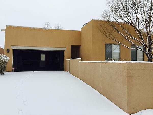 2nd image of 35 Sobradora Dr