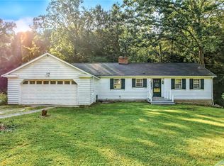 35 Pine Hollow Dr, Hadley, PA 16130