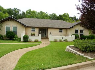 722 Deer Ridge Dr, Woodway, TX 76712