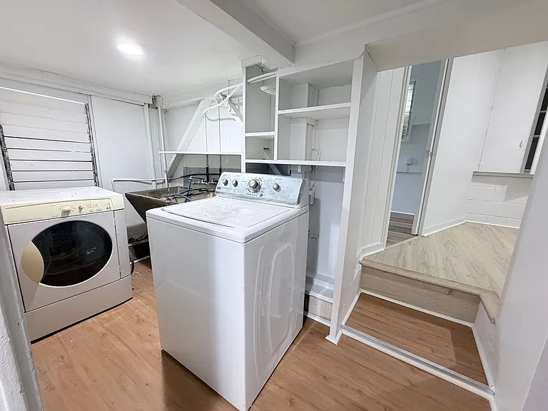 3369 Paty Dr — Photo 9