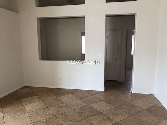 4th image of 9061 Mountain Lakes Ave