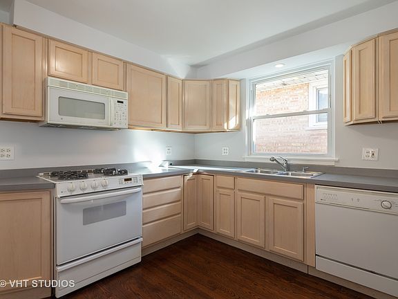 3rd image of 6211 N Karlov Ave