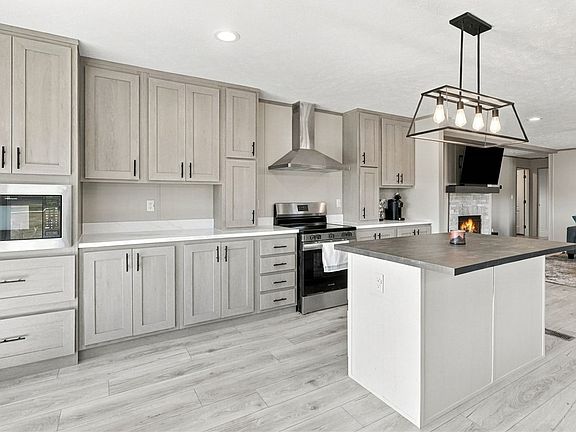 2nd image of 120 Purdy Rd