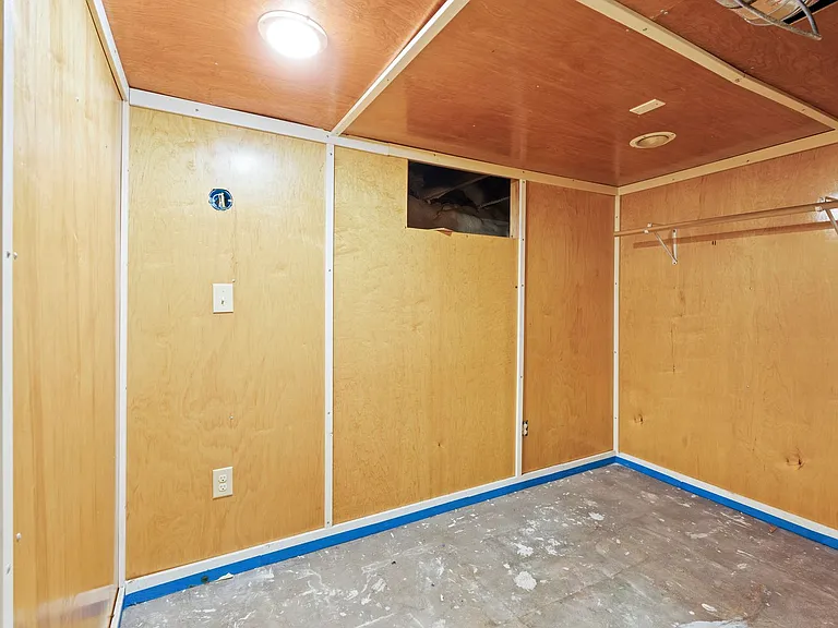 206 W Waverly Pl — Photo 16