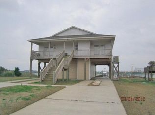 335 Waterway Dr, Sneads Ferry, NC 28460