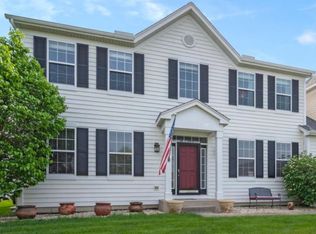 226 Loradale Rd #3689, Oswego, IL 60543