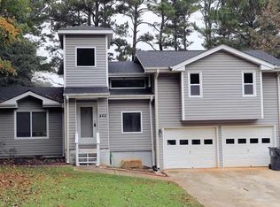 340 Hillsdale Dr, Fayetteville, GA 30214