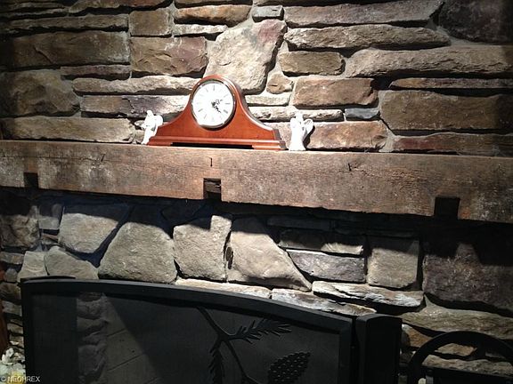 4th image of 23372 Woodview Dr