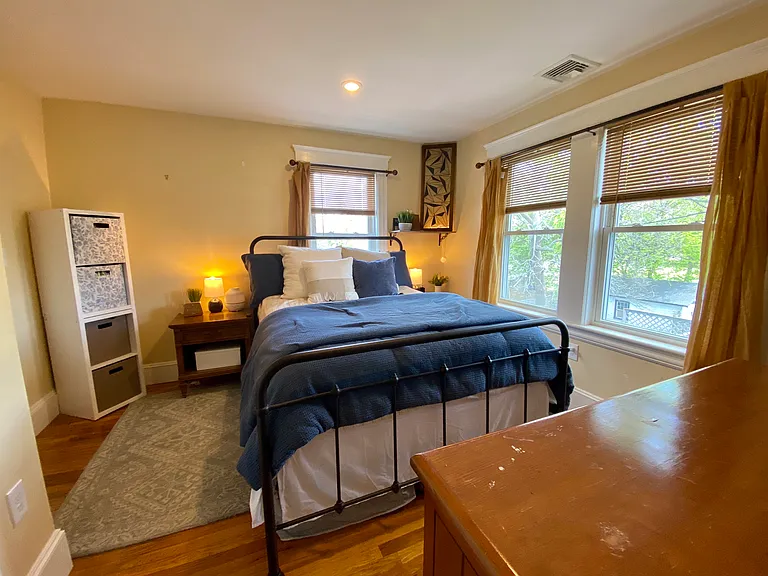 38 Grossman St #2L — Photo 7