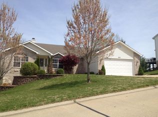 2637 Windmill Forest Dr, Imperial, MO 63052
