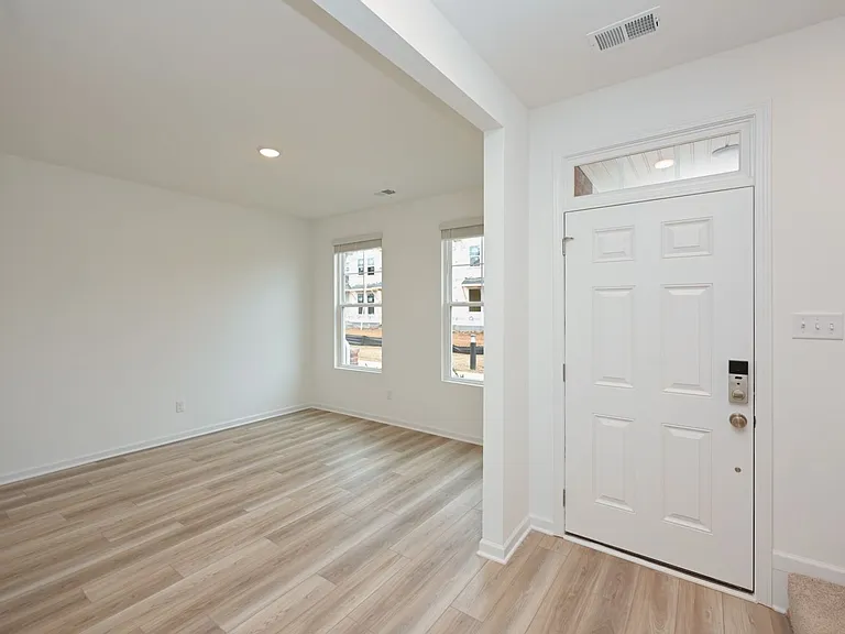 2900 Suzanne Landon Dr #E2 — Photo 9