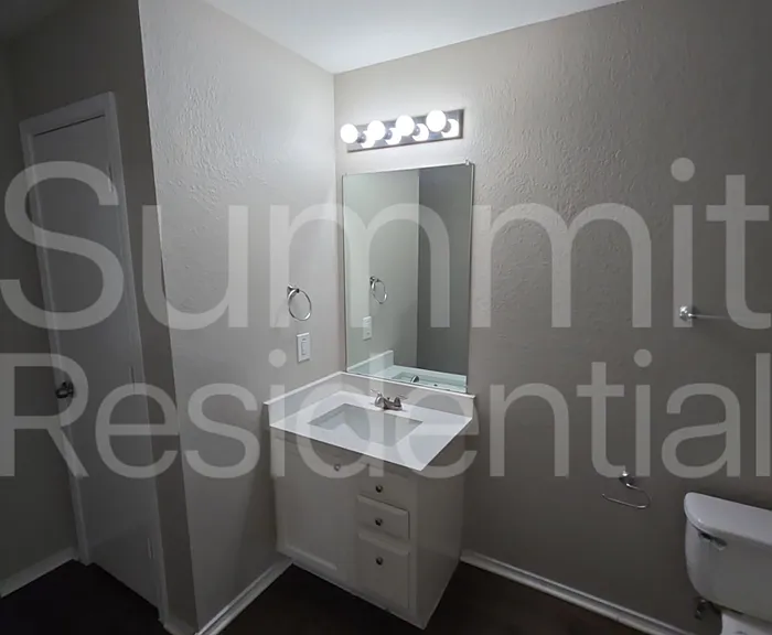 120 Beech Dr — Photo 15
