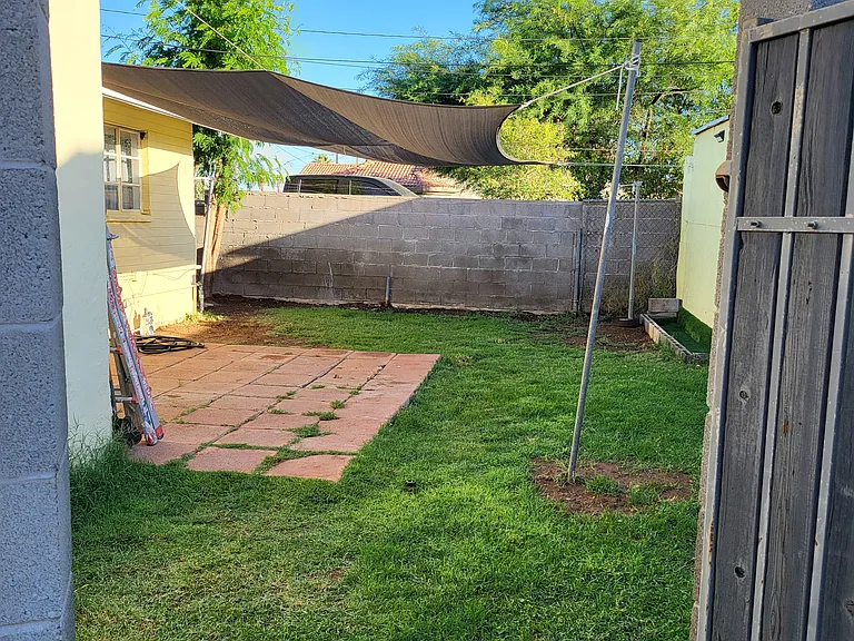 1040 N 27th Pl — Photo 124