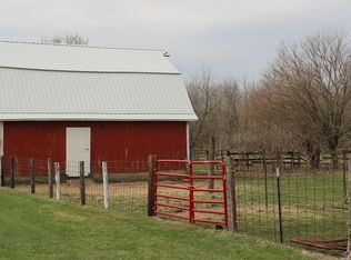 406 Locust St SE, Hopkinton, IA 52237