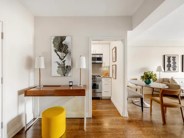 165 East 72nd Street 14M image 1 of 10