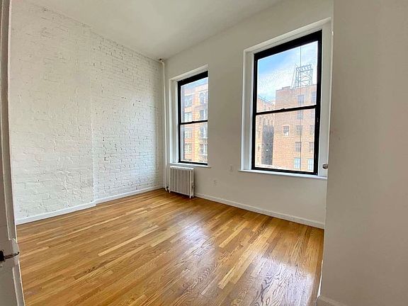 5th image of 50 Grand St APT 4R