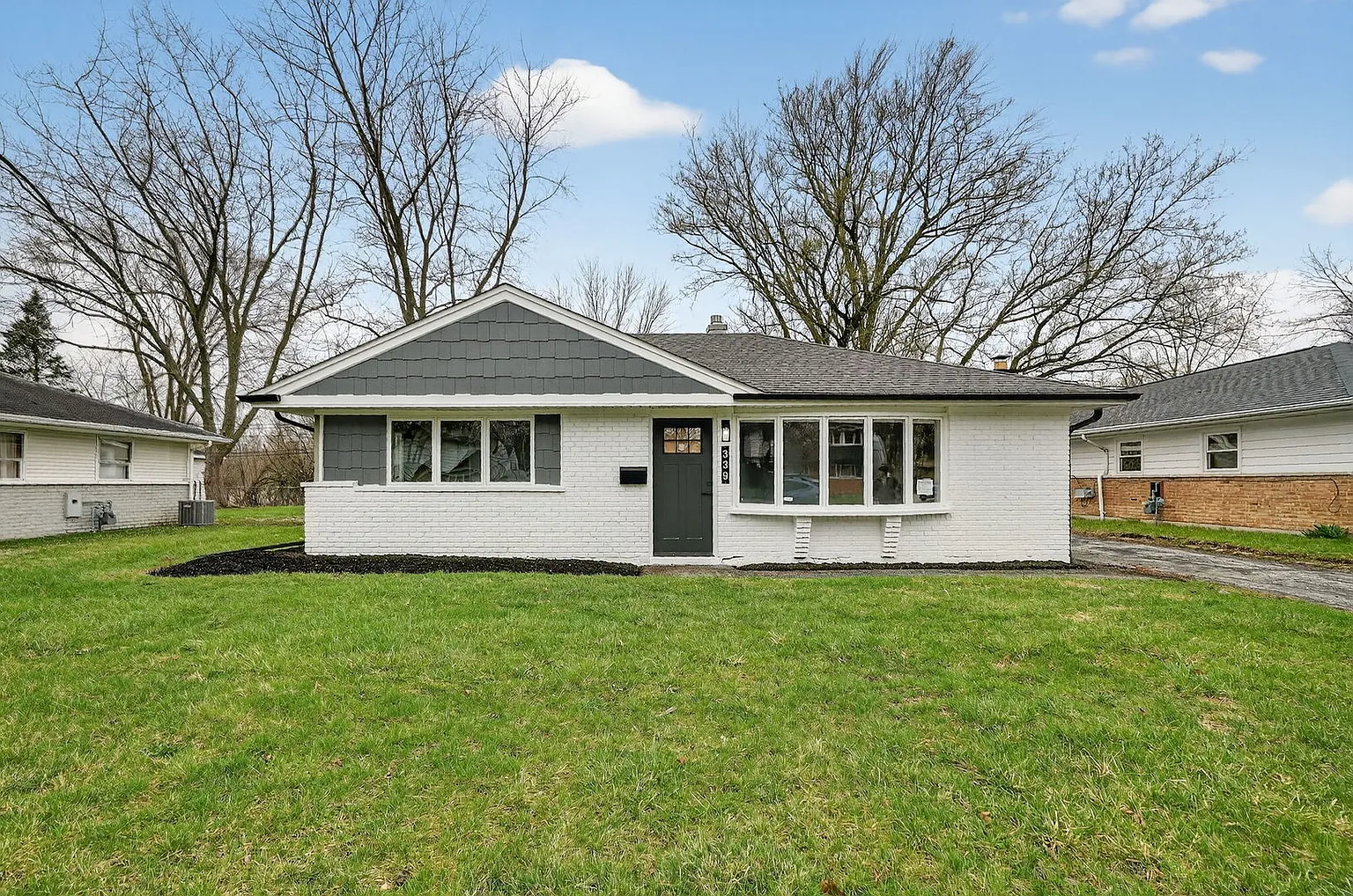 339 Blackhawk Dr photo 1