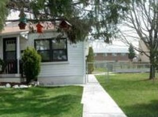 909 S Meadow St, Allentown, PA 18103