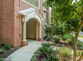 6602 Thackwell Way APT 2B, Alexandria, VA 22315
