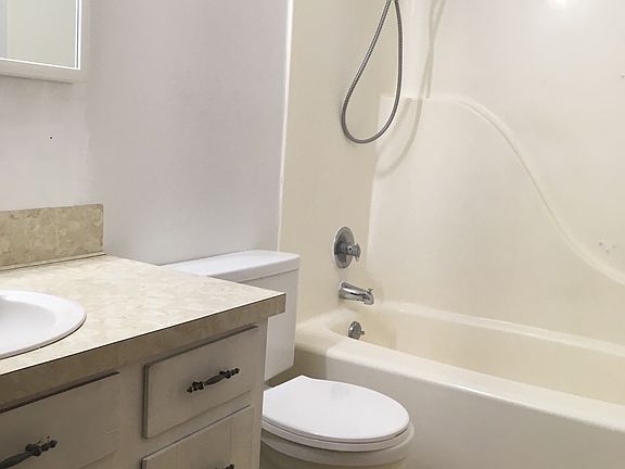 4th image of 866 Harrison St #866