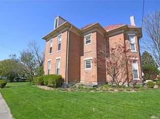95 5th St, Waynesville, OH 45068