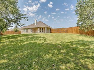 112 Bosque Ct, Azle, TX 76020
