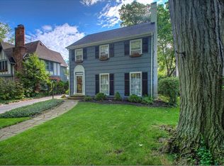 3299 Grenway Rd, Shaker Heights, OH 44122