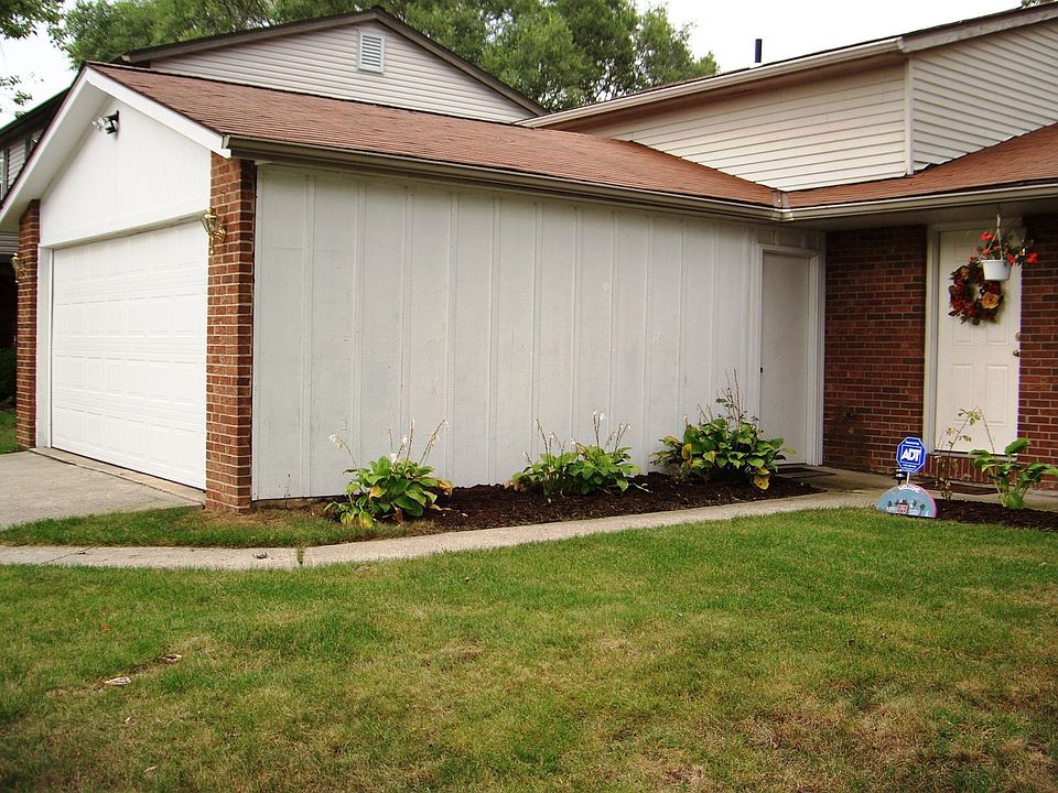Welcome to 6976 Maybrook!