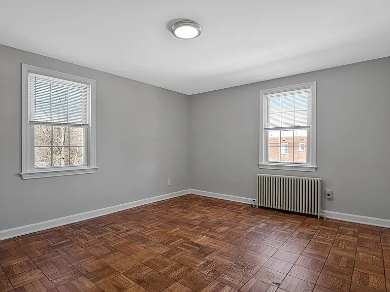 739 N Oakland St — Photo 25