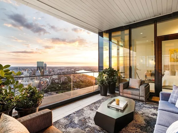 1 Franklin St #Penthouse 3e, Boston, MA 02110
