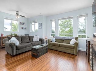 7088 191st St #10, Surrey, BC V4N 0B4