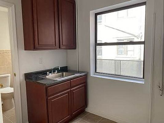 2nd image of 1569 Lexington Ave #A24