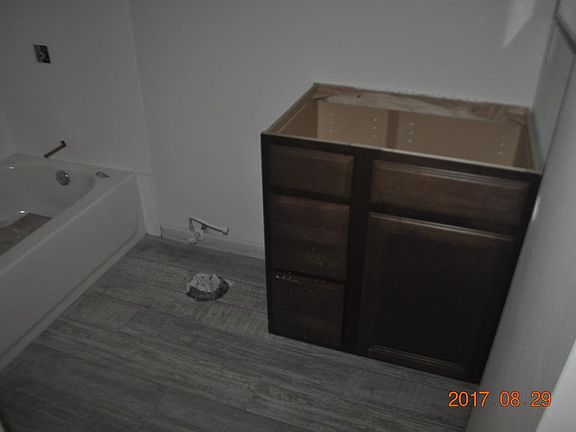 5th image of 5625 W Townley Ave