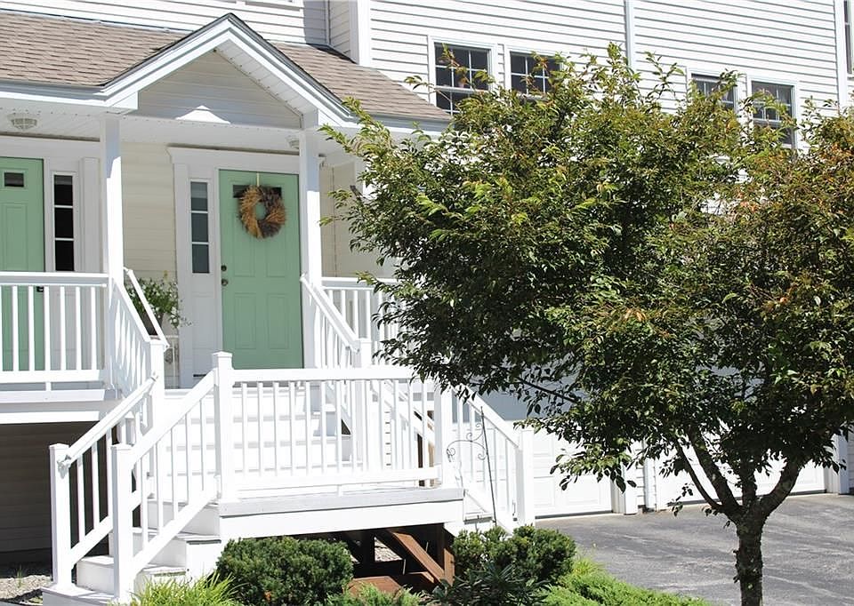 1st image of 56 Red Brook Ln #56