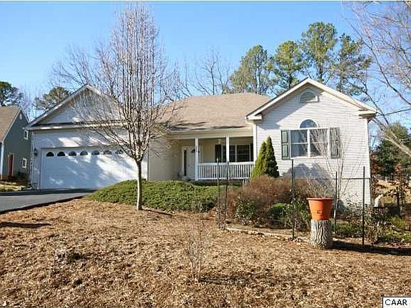 2nd image of 355 Jefferson Dr