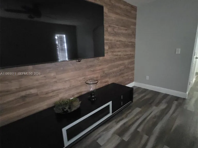1816 Tomaso Ave — Photo 26