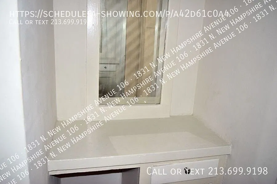 $0 Security Deposit+One Month Free-Los Feliz Lrg /1st Floor Studio — Photo 4