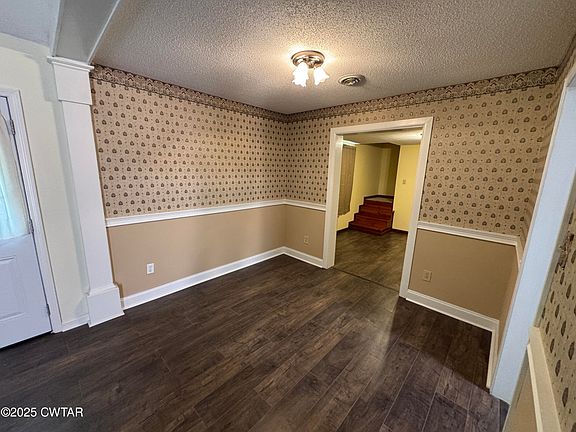 5th image of 610 Hanna Dr