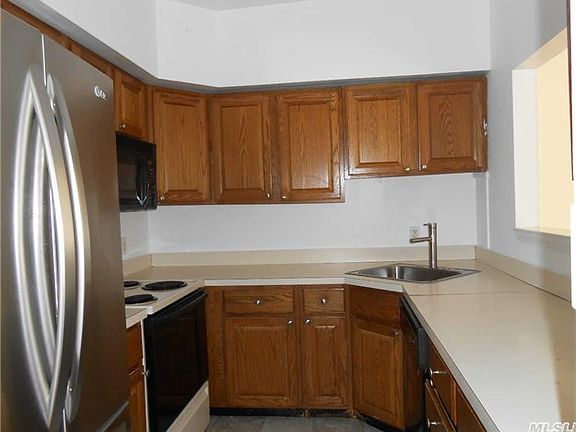 4th image of 114 Atlantic Ave