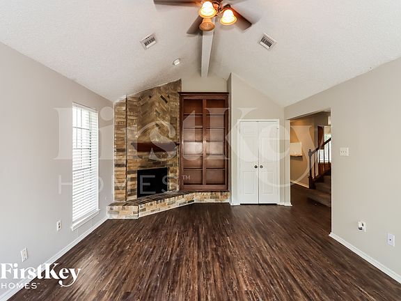 4th image of 9631 Orangevale Dr