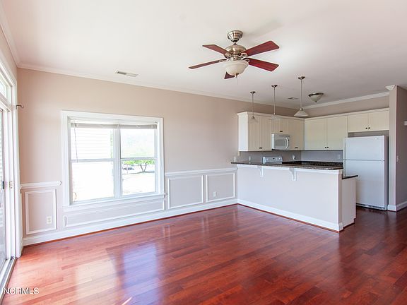 4th image of 4018 Marina Townes Drive