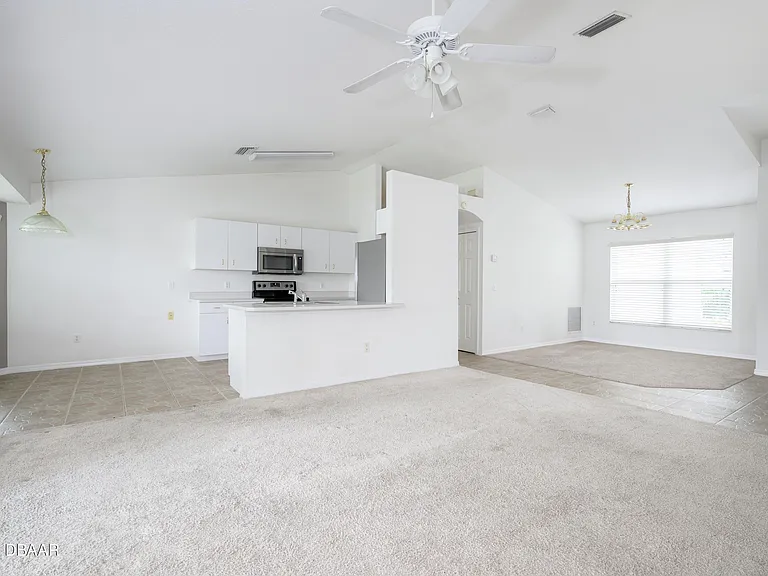 1712 Arash Cir — Photo 12
