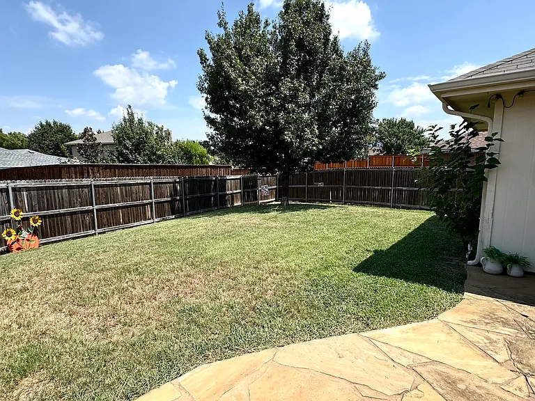 5512 Vineyard Ln — Photo 24